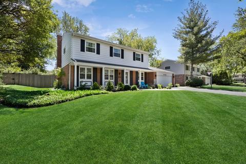 2871 Aspen Rd, Northbrook, IL 60062 photo 2