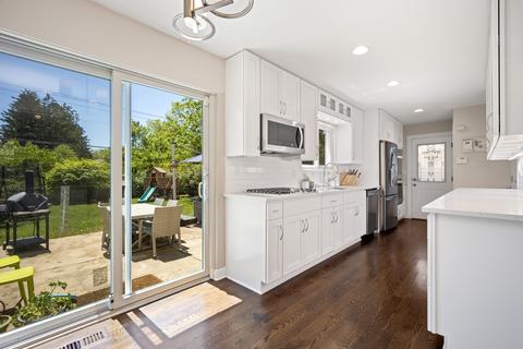2871 Aspen Rd, Northbrook, IL 60062 photo 8