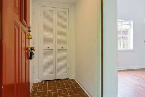 253 Maple Ave, Wilmette, IL 60091 photo 2
