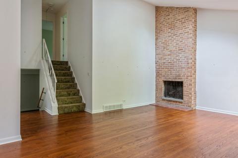 253 Maple Ave, Wilmette, IL 60091 photo 3