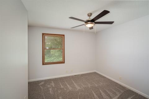 1615 Baumgart Dr, Normal, IL 61761 photo 17