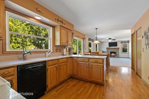 4 Rodeo Cir, Cary, IL 60013 photo 7