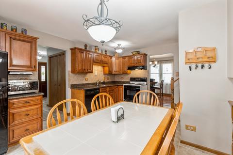 3307 Carpenter St, Steger, IL 60475 photo 8
