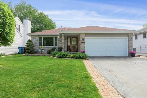 3307 Carpenter St, Steger, IL 60475 photo 2
