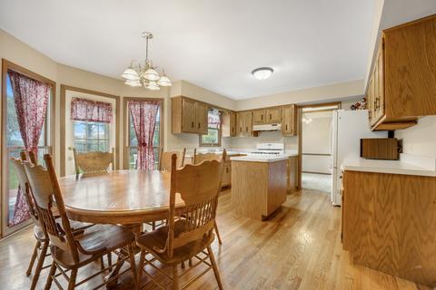 772 Dunmore Ln, Bartlett, IL 60103 photo 4