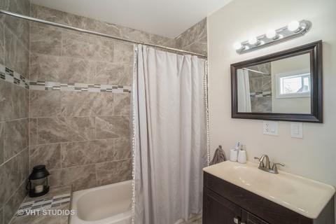 3817 W 64th Pl, Chicago, IL 60629 photo 4