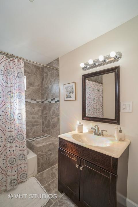 3817 W 64th Pl, Chicago, IL 60629 photo 9