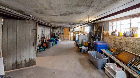 1718 E 85th Pl, Chicago, IL 60617 photo 27