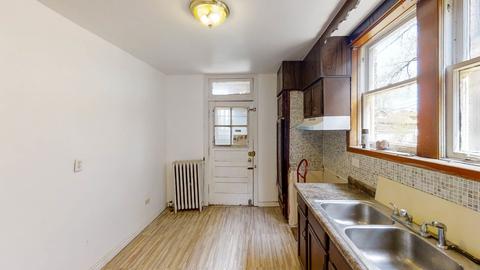 1718 E 85th Pl, Chicago, IL 60617 photo 9