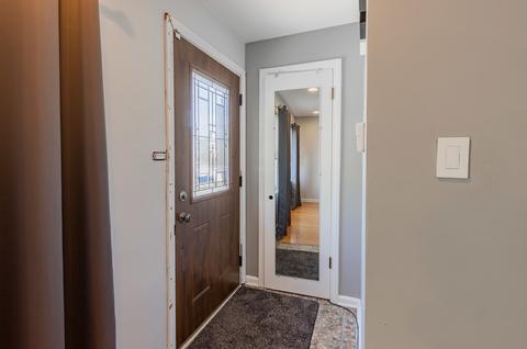 5148 S Lorel Ave, Chicago, IL 60638 photo 4