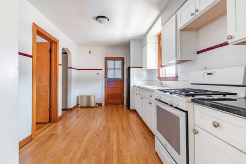 5723 W Windsor Ave, Chicago, IL 60630 photo 12
