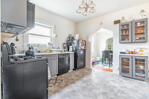 5723 W Windsor Ave, Chicago, IL 60630 photo 6
