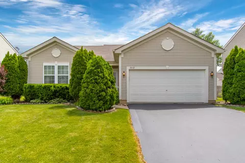 2012 Stafford St, Plainfield, IL 60586 photo 2