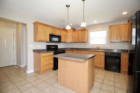 2244 Chase Ln, Normal, IL 61761 photo 5