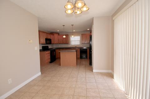 2244 Chase Ln, Normal, IL 61761 photo 7