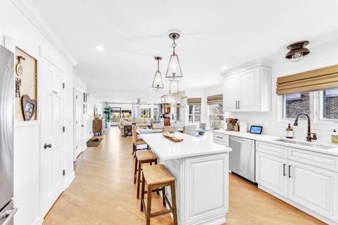 8495 Dolfor Cv, Burr Ridge, IL 60527 photo 8