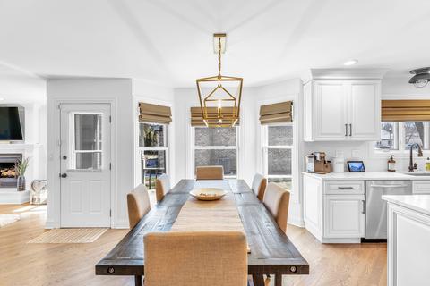 8495 Dolfor Cv, Burr Ridge, IL 60527 photo 12