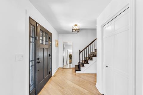 8495 Dolfor Cv, Burr Ridge, IL 60527 photo 4