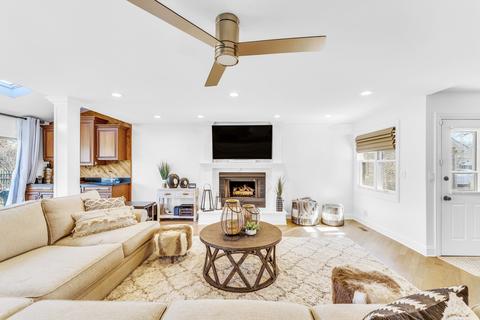 8495 Dolfor Cv, Burr Ridge, IL 60527 photo 16