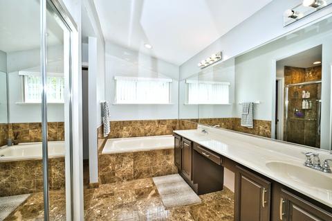 1437 Newcastle Ln, Bartlett, IL 60103 photo 24