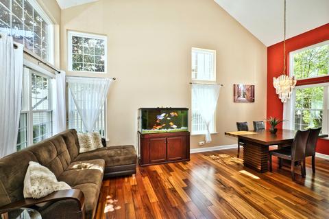 1437 Newcastle Ln, Bartlett, IL 60103 photo 4