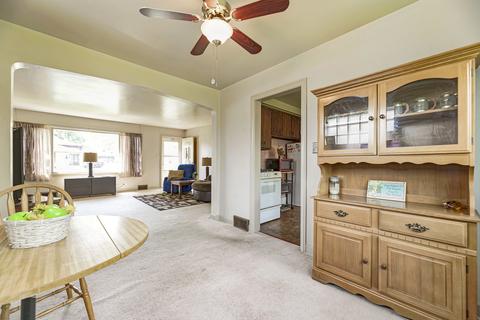 131 S Forest Ave, Hillside, IL 60162 photo 6