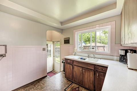 131 S Forest Ave, Hillside, IL 60162 photo 8