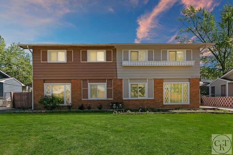 265 Grissom Ln, Hoffman Estates, IL 60169 photo 1