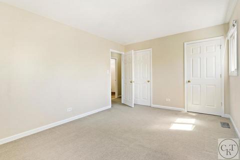 265 Grissom Ln, Hoffman Estates, IL 60169 photo 14