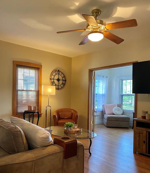 1492 E Algonquin Rd, Des Plaines, IL 60016 photo 10