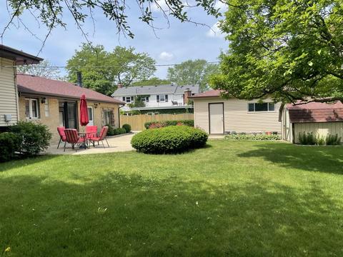 370 Florian Dr, Des Plaines, IL 60016 photo 27