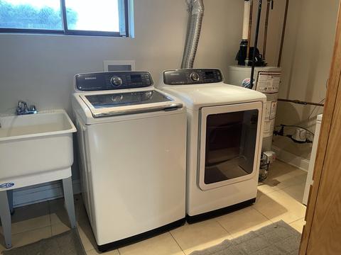 370 Florian Dr, Des Plaines, IL 60016 photo 22