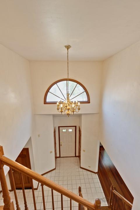 711 Kenmare Dr, Des Plaines, IL 60016 photo 5