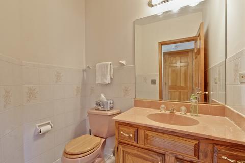 711 Kenmare Dr, Des Plaines, IL 60016 photo 15
