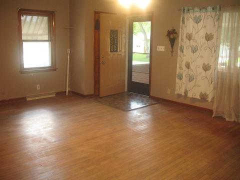 304 Cedar Dr, Clinton, IL 61727 photo 20