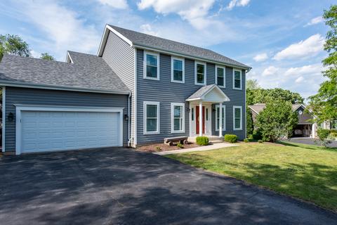 1848 E Skyline Cir, Lindenhurst, IL 60046 photo 2