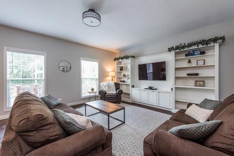 1848 E Skyline Cir, Lindenhurst, IL 60046 photo 9