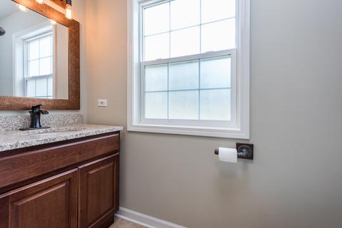 1848 E Skyline Cir, Lindenhurst, IL 60046 photo 15