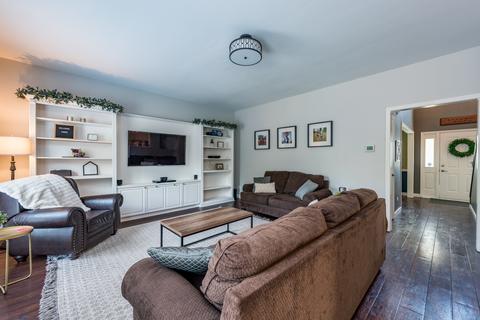 1848 E Skyline Cir, Lindenhurst, IL 60046 photo 8