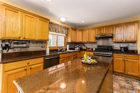 1113 Joseph Cir, Johnsburg, IL 60051 photo 6