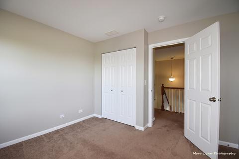 238 Longview Dr, Elgin, IL 60124 photo 25