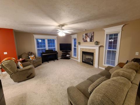 1220 Onyx Ln, Normal, IL 61761 photo 5