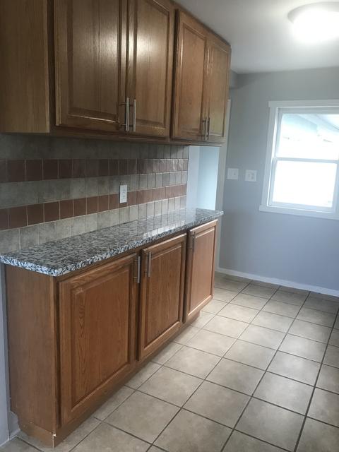 1160 S State St, Aurora, IL 60505 photo 5