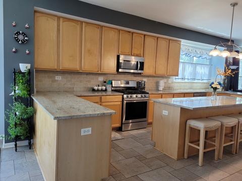 5335 Shotkoski Dr, Hoffman Estates, IL 60192 photo 13
