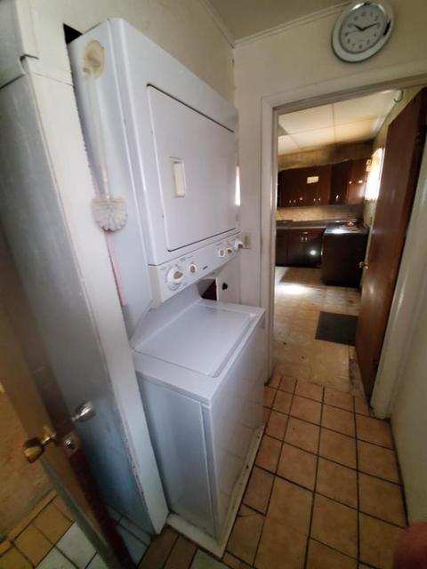 706 S Float Ave, Freeport, IL 61032 photo 9