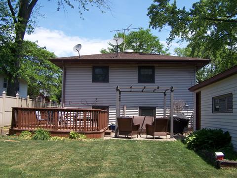2313 Kirchoff Rd, Rolling Meadows, IL 60008 photo 5