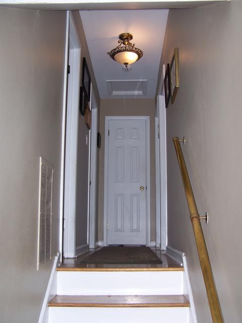 2313 Kirchoff Rd, Rolling Meadows, IL 60008 photo 11
