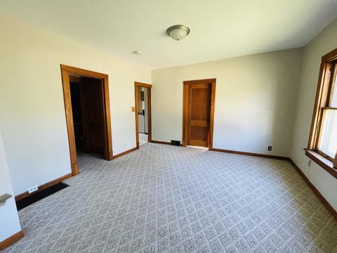 1094 S 6th Ave, Kankakee, IL 60901 photo 6