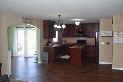 331 Cloverleaf Ct, Dekalb, IL 60115 photo 28
