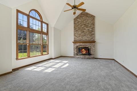9 Bunker Hill Ct, Algonquin, IL 60102 photo 3